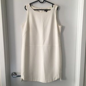 Anne Taylor 16P off-white sheath dress